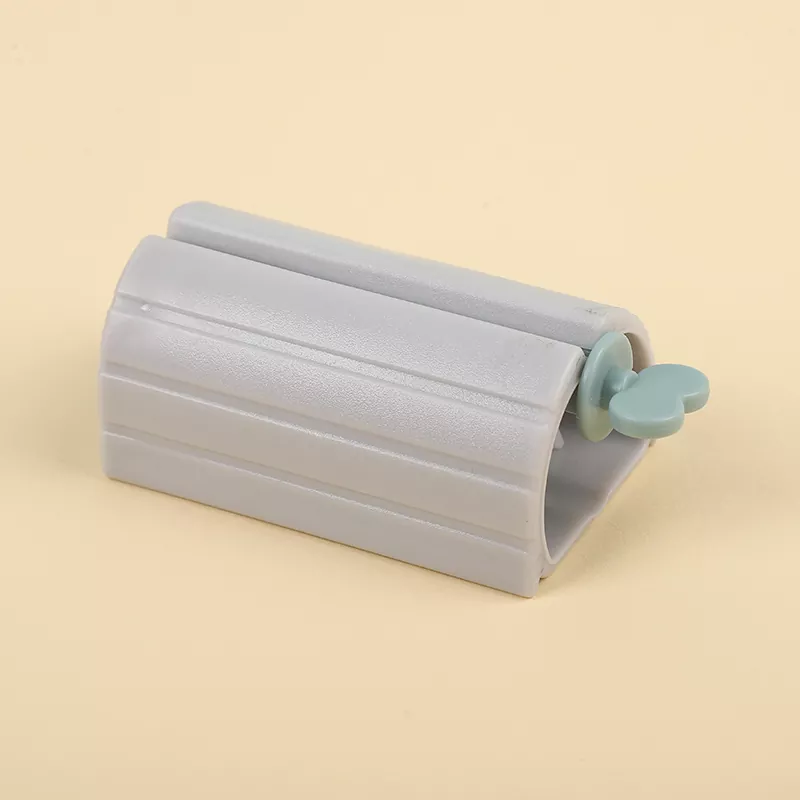 Manual Ketchup Packet Roller Squeezer
