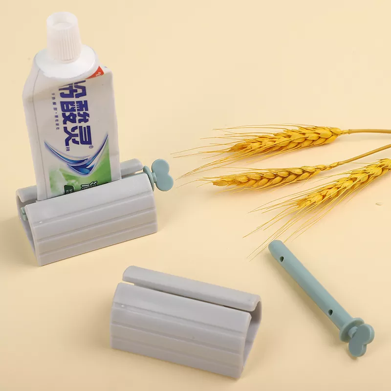 Simple Children's Manual Toothpaste Squeezer