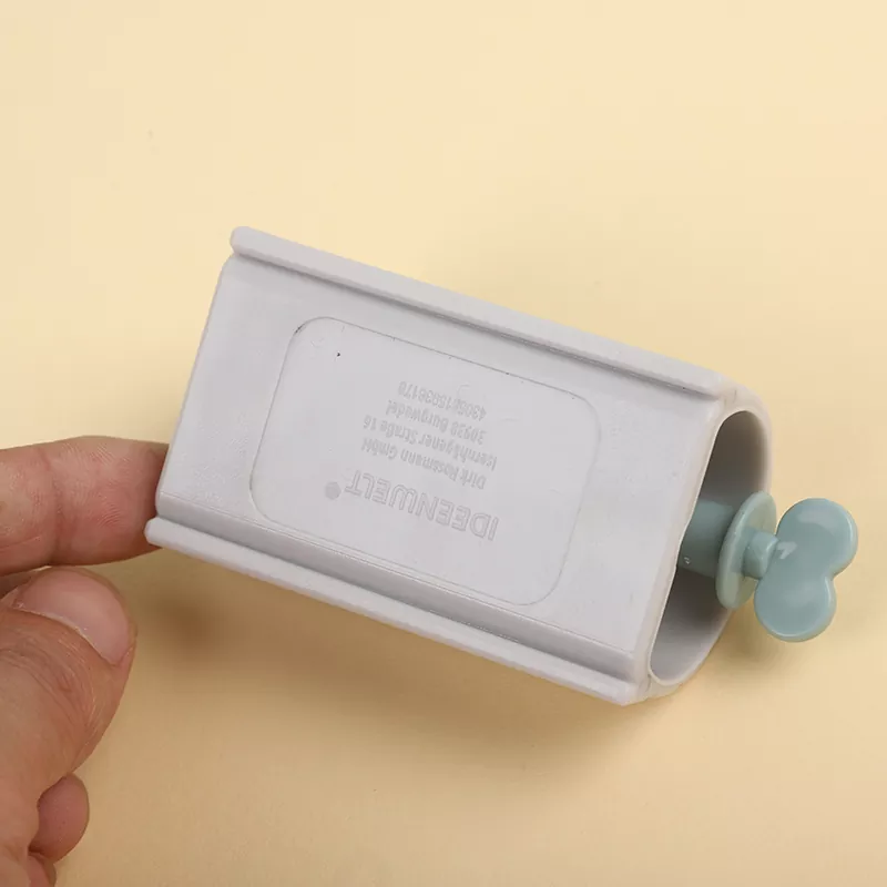 Lazy Toothpaste Squeezer